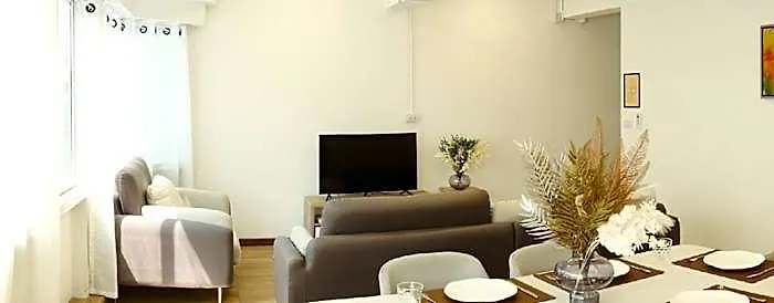 ホテル Rare To Find 3 Bedroom China Town, 2 Mins From Mrtrain